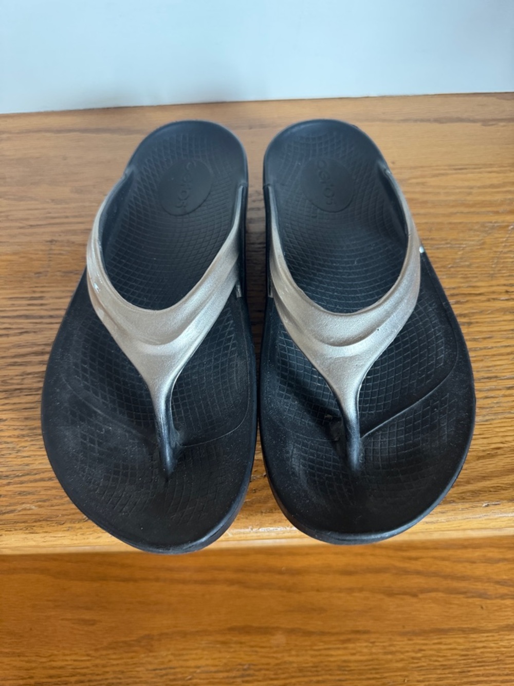 Oofos Black Sandal with Metallic Silver Straps